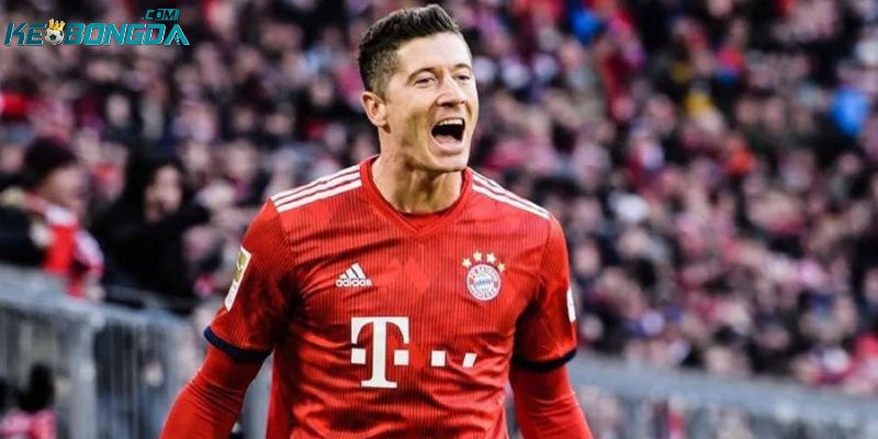 Robert Lewandowsk - Cầu thủ xuất sắc góp mặt tại giải đấu